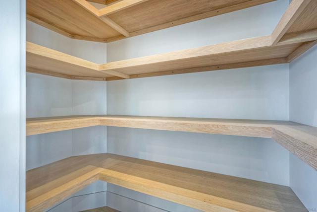 440 Pomona Avenue, Coronado CA: https://media.crmls.org/mediaz/e82208d1-9b9e-4871-a755-35f11833c9f4.jpg