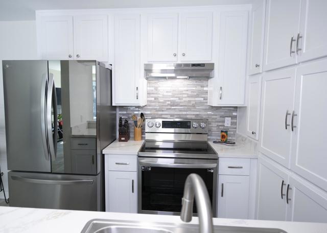 Image 7 of 27 For 5710 Baltimore Drive  423