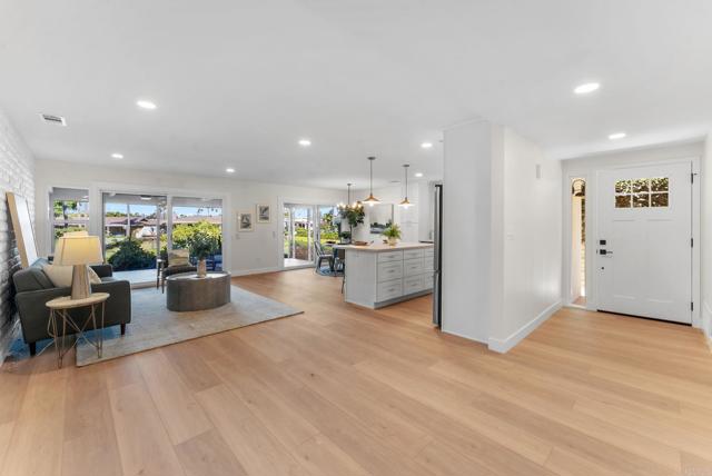 Detail Gallery Image 5 of 45 For 1446 La Linda Dr, San Marcos,  CA 92078 - 2 Beds | 2 Baths