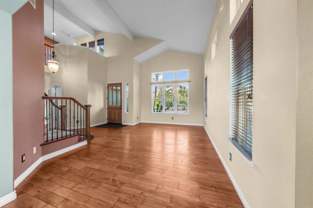 1033 Goldeneye, Carlsbad CA: https://media.crmls.org/mediaz/e823c421-54f2-4f1e-a9f4-b92dd19e6756.jpg