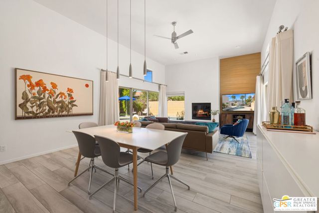 2470 N Cardillo Avenue, Palm Springs CA: https://media.crmls.org/mediaz/e823d2fa-bf9c-40f4-a8f0-6c7084e933e7.jpg