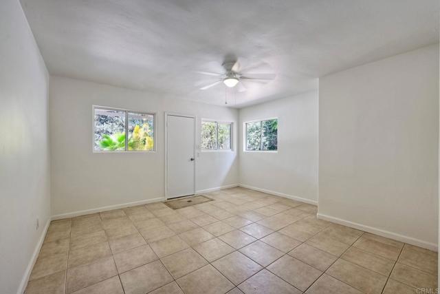 Detail Gallery Image 30 of 41 For 343 Hill Dr, Vista,  CA 92083 - 3 Beds | 2 Baths