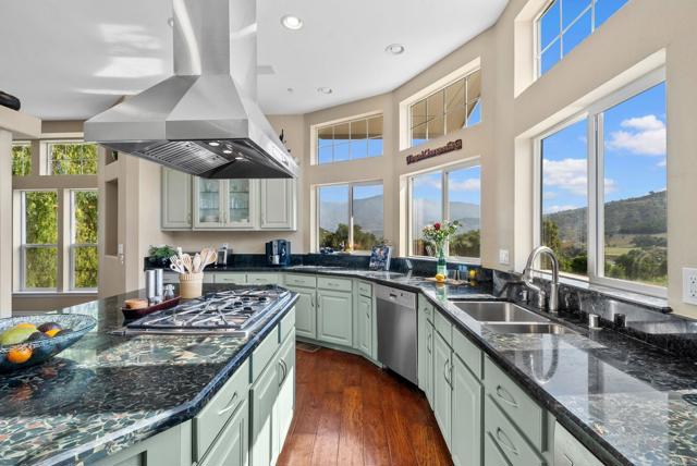 14224 Old Cole Grade Road, Pauma Valley CA: https://media.crmls.org/mediaz/e824dada-7096-4ac3-aa7d-94346231cfb6.jpg