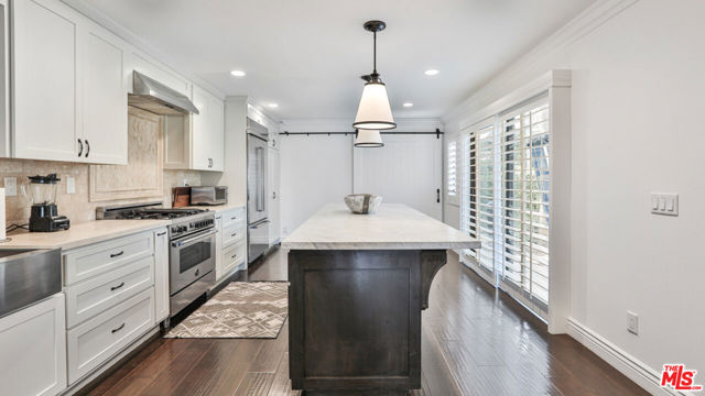 1204 South Westlake Boulevard, B photo 8
