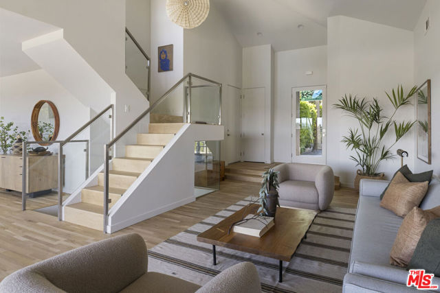 2264 Moreno Drive, Los Angeles CA: https://media.crmls.org/mediaz/e82aa44f-6bcf-46e2-8f81-0fa9aceec969.jpg