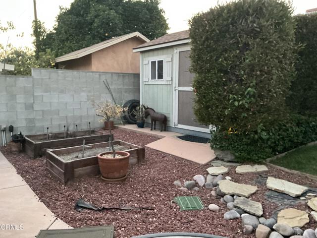 285 Second Street, Moorpark CA: https://media.crmls.org/mediaz/e82b1fdd-03df-48d5-b8e2-1ecf9ddb4cdd.jpg