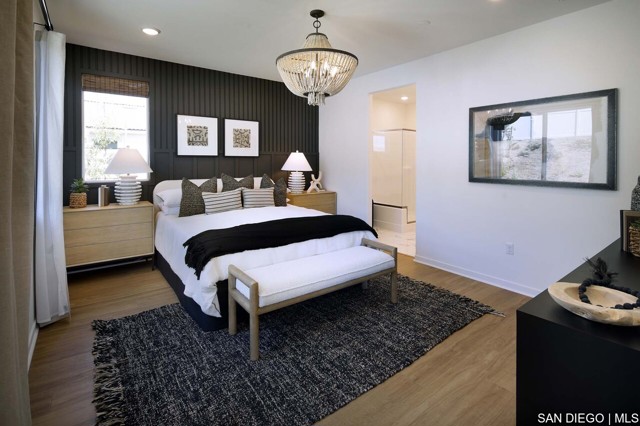 33325 RIVERSIDE DR, Lake Elsinore CA: https://media.crmls.org/mediaz/e82bcdb7-ac88-44d5-8720-7f61a2cf51a7.jpg