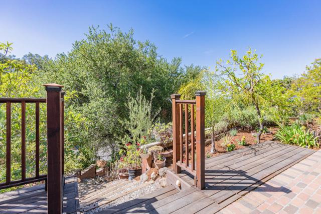 893 Madonna Way, Los Altos CA: https://media.crmls.org/mediaz/e82bd8e5-efe3-4de9-acdd-3fdcab126fae.jpg