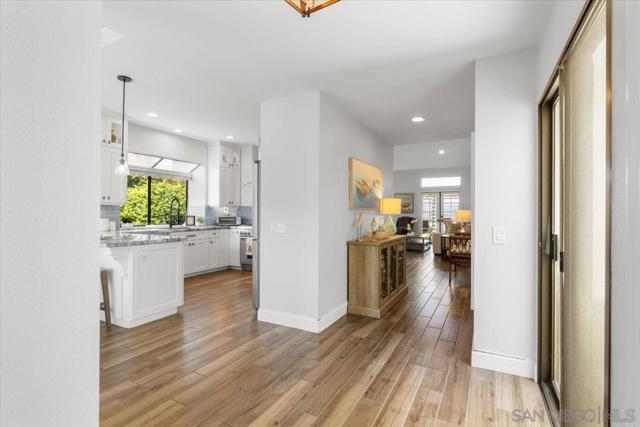 16263 Via Embeleso, San Diego CA: https://media.crmls.org/mediaz/e82c7f94-5b43-49b8-ba81-540920d12b25.jpg