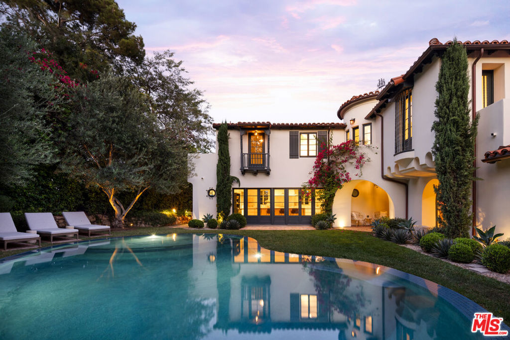 4048 Farmouth Drive