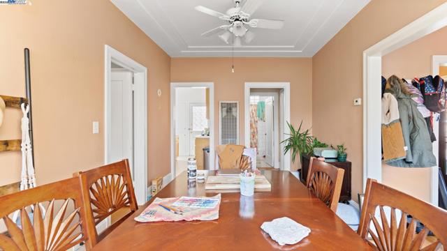 1621 E 38Th St, Oakland CA: https://media.crmls.org/mediaz/e82d4f18-24e7-4a5e-8648-a3c33c7416f5.jpg
