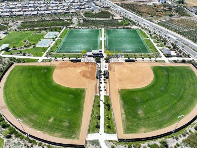 Detail Gallery Image 56 of 60 For 39665 Foxtail Dr, Temecula,  CA 92591 - 4 Beds | 3 Baths