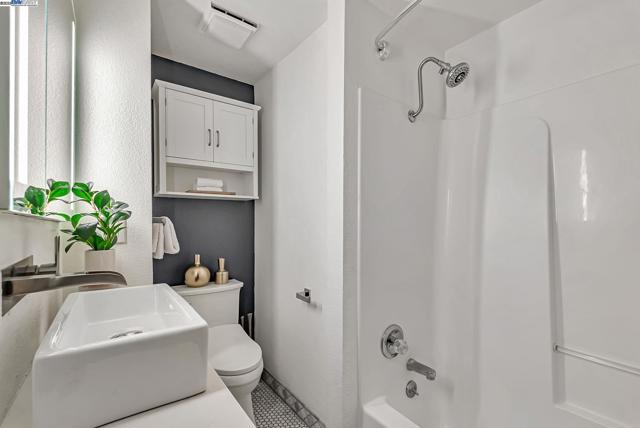 1106 Besito Ave, Berkeley CA: https://media.crmls.org/mediaz/e82de474-b434-421f-9fad-f7659cc156e1.jpg