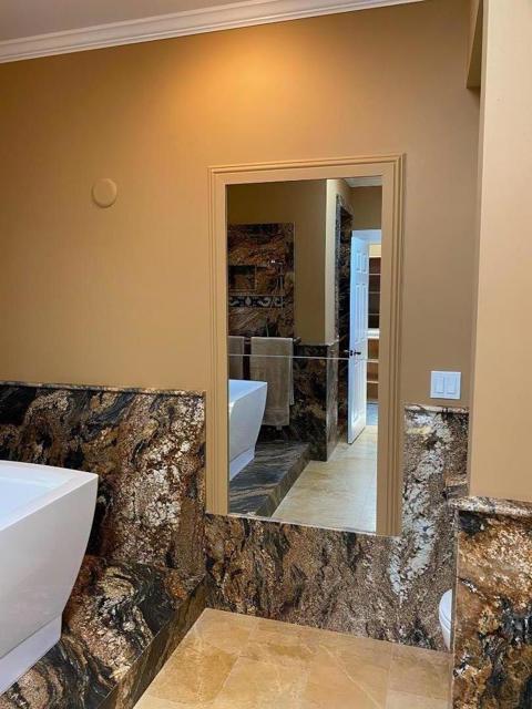 711 W California Way, Redwood City CA: https://media.crmls.org/mediaz/e82e094b-bf38-4c2d-be44-77e2aea2aacf.jpg