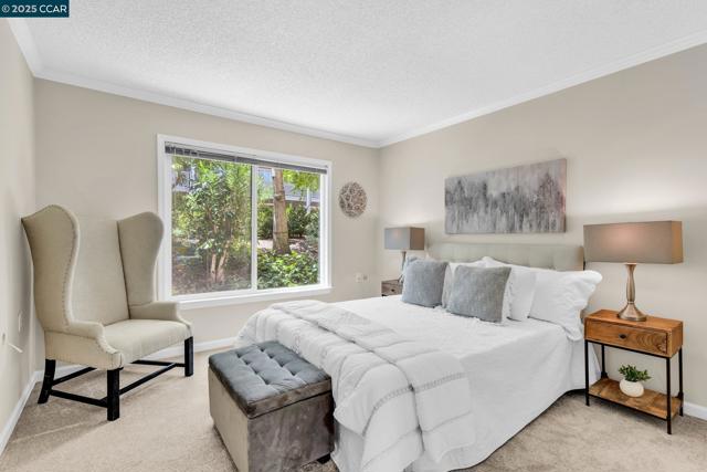 1200 Canyonwood Ct, Walnut Creek CA: https://media.crmls.org/mediaz/e82f594e-0c79-40a6-9137-25b6f317e759.jpg
