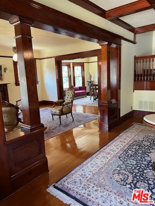 1340 Carroll Avenue, Los Angeles CA: https://media.crmls.org/mediaz/e830c9a3-3cf7-4d97-9fa8-25e2b46fabcc.jpg