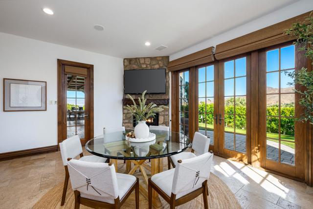 49925 Canyon View Drive, Palm Desert CA: https://media.crmls.org/mediaz/e83191dd-c1ec-436b-931b-f023098997bc.jpg