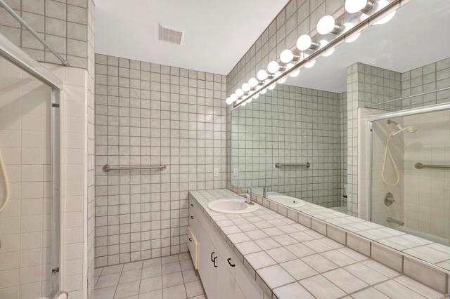 5623 JOCKEY WAY, Bonita CA: https://media.crmls.org/mediaz/e832ab05-709a-48dc-aac6-6c8e06b65828.jpg