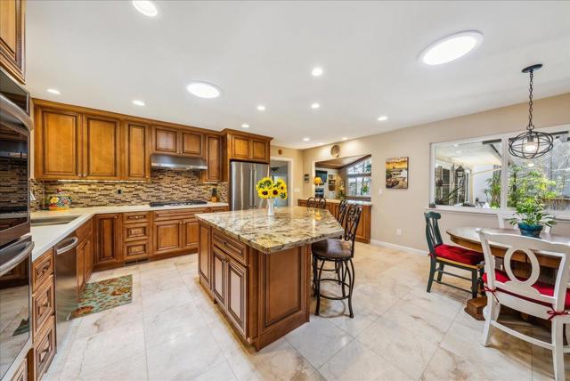 1 Windsor Rise, Monterey CA: https://media.crmls.org/mediaz/e833abad-a957-4bf6-ba4f-705c2538541c.jpg