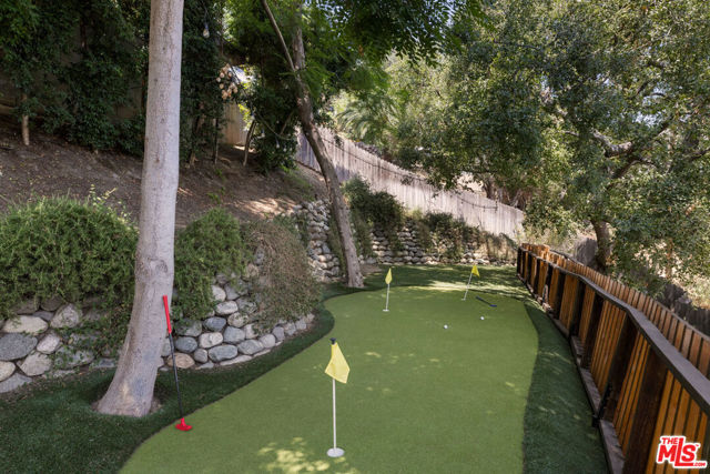 2236 Earl Court, Los Angeles CA: https://media.crmls.org/mediaz/e83443f9-cbd0-4ba1-8eed-d2a8013e041f.jpg