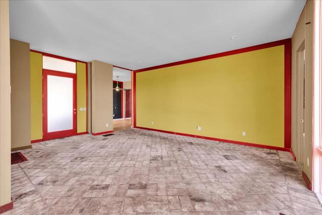 130 W Racquet Club Road #511, Palm Springs, CA 92262