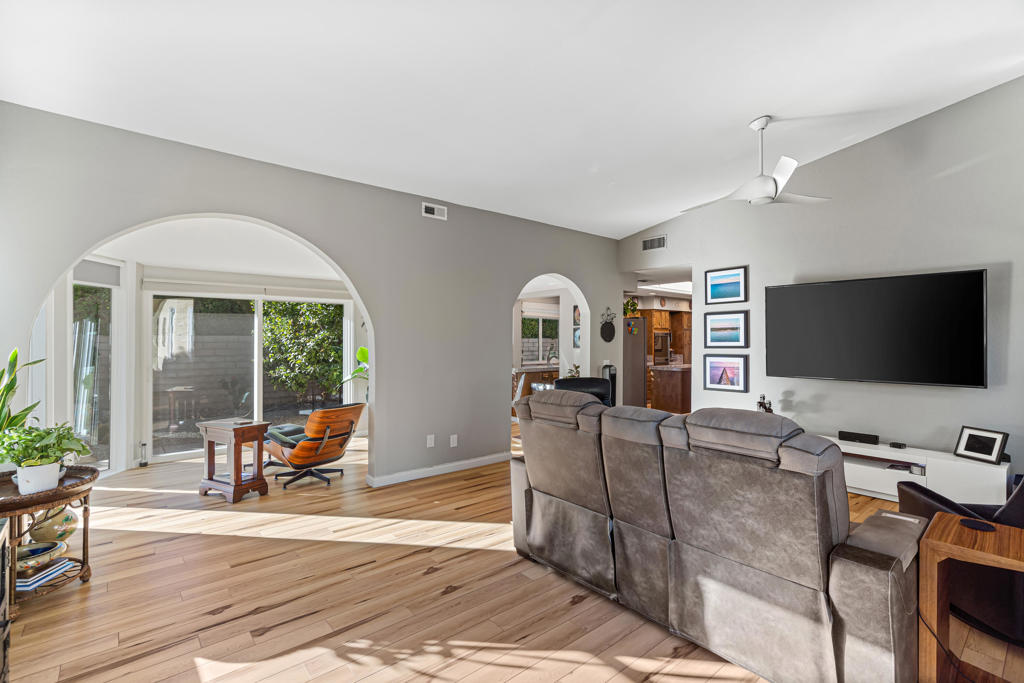 MLS #219132275DA image #29