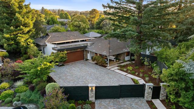 45 Kammerer Court, Hillsborough CA: https://media.crmls.org/mediaz/e8363703-8473-4bb2-bb18-31079f1729ad.jpg