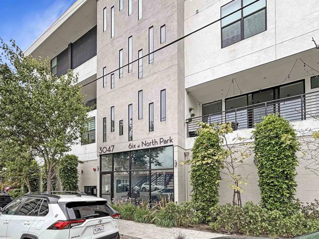 3047 North Park Way, San Diego CA: https://media.crmls.org/mediaz/e837304e-2fb4-4662-b9d2-3dbb034183a8.jpg