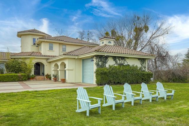 24943 N McIntire Road, Clements CA: https://media.crmls.org/mediaz/e838c883-5adf-4473-8f7c-81cf5cf6ee36.jpg