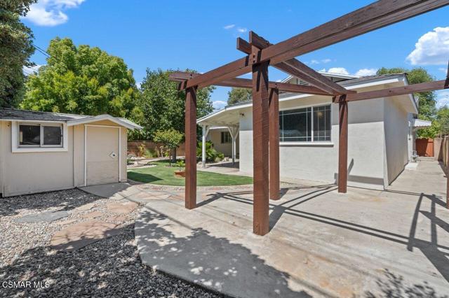 7427 Sausalito Avenue, West Hills CA: https://media.crmls.org/mediaz/e8391403-015a-48e8-985b-dff19b97dddd.jpg