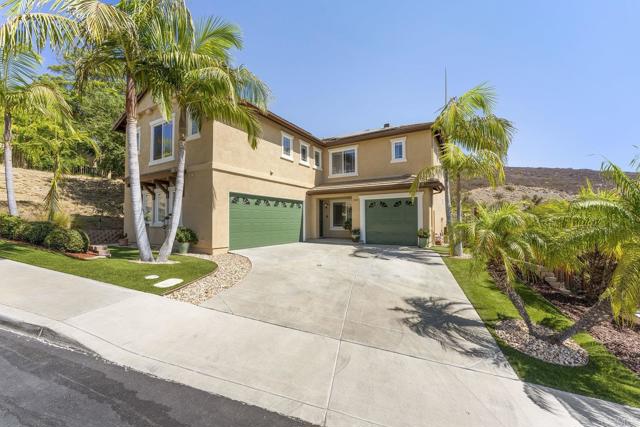 2843 Hidden Valley Court, Spring Valley CA: https://media.crmls.org/mediaz/e8393b6d-f7c5-4520-9ae1-8cbe9187a134.jpg