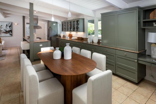 801 Talisman Drive, Palo Alto CA: https://media.crmls.org/mediaz/e839671e-4dc6-4efb-8986-d5af4978eab9.jpg