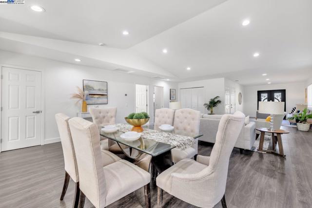 Image 13 of 45 For 2834 White Acres Dr