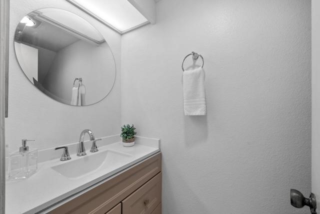 5751 Menorca Dr, San Diego CA: https://media.crmls.org/mediaz/e83a42b2-daa5-48bd-ae4c-cd23b838eb10.jpg