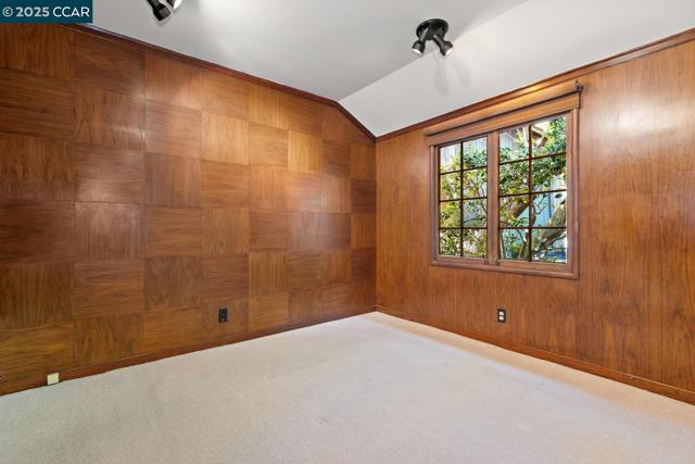 37 La Madronal, Orinda CA: https://media.crmls.org/mediaz/e83b3fad-bc7e-4156-b9cb-f1a2a71f3c24.jpg