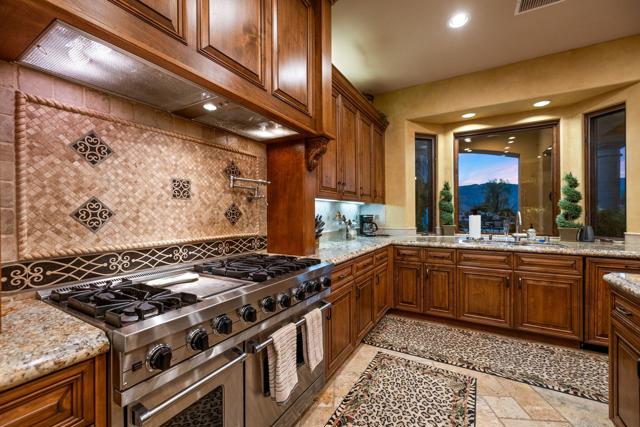 Image 36 of 99 For 4 Terra Vista Court