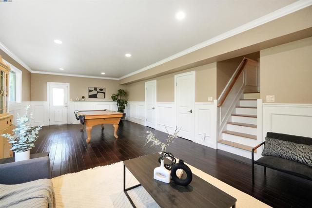 3218 Oakes Dr, Hayward CA: https://media.crmls.org/mediaz/e83cbe29-3cf5-41c6-ba8d-bed731a8bf5f.jpg