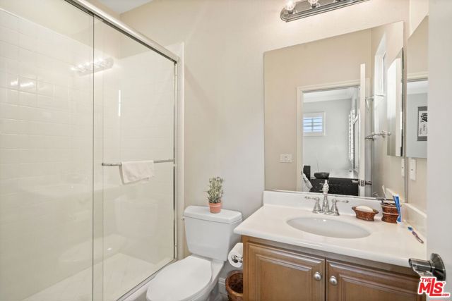 1230 Wisteria Avenue, La Habra CA: https://media.crmls.org/mediaz/e83dc2ef-9848-4b57-85b4-32cbef89cafc.jpg