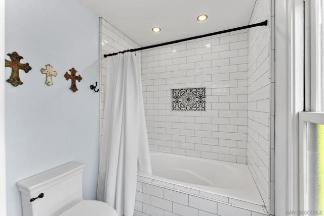 MLS #250039716SD image #39