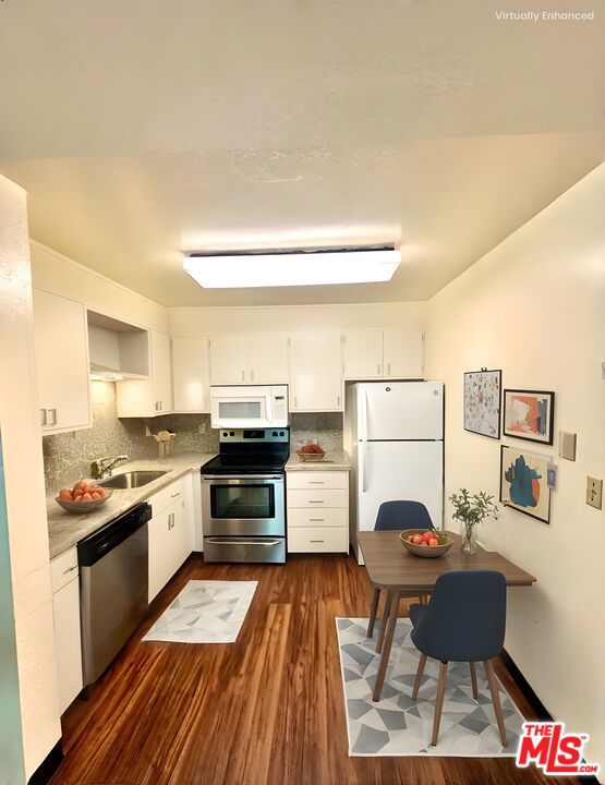 2 Panoramic Way, Berkeley CA: https://media.crmls.org/mediaz/e83fda9c-483f-481e-a64e-8cc340709087.jpg