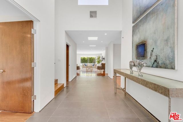 15514 CASIANO Court, Los Angeles CA: https://media.crmls.org/mediaz/e8403a82-45aa-47b6-abb8-548868f0fd56.jpg
