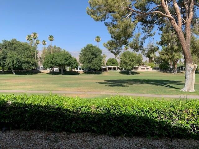 67 Paseo Laredo North, Cathedral City CA: https://media.crmls.org/mediaz/e8409c19-731a-4588-bd16-1071f6664546.jpg