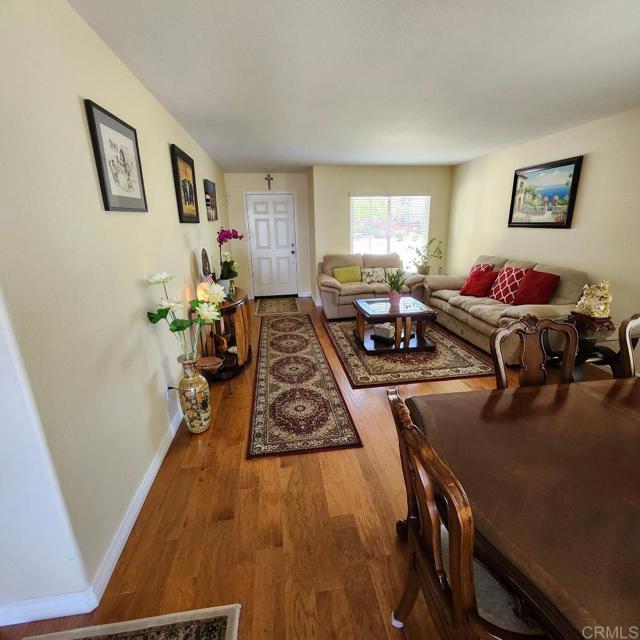 874 Via La Venta, San Marcos CA: https://media.crmls.org/mediaz/e841472f-bf2d-4c42-bd2c-1b89fd56d23a.jpg
