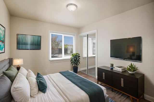 957 Oakwood Avenue, Vallejo CA: https://media.crmls.org/mediaz/e8425be5-3d23-400e-9748-41094dc368fe.jpg