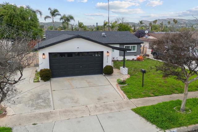 Detail Gallery Image 1 of 1 For 1310 Taylor Pl, Escondido,  CA 92027 - 3 Beds | 2 Baths