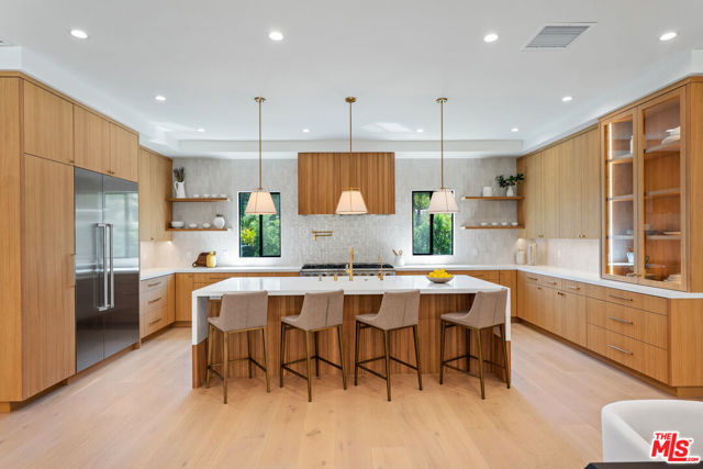 20215 Lorenzana Drive, Woodland Hills CA: https://media.crmls.org/mediaz/e8460375-0776-47d5-a24b-042687a4df1d.jpg