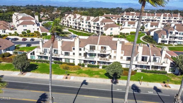 Detail Gallery Image 1 of 47 For 588 Island View Cir, Port Hueneme,  CA 93041 - 4 Beds | 2 Baths