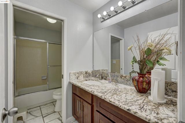 5106 Cabrillo Pt, Discovery Bay CA: https://media.crmls.org/mediaz/e8478bbf-449b-4133-82fc-5cb4e3667c4e.jpg