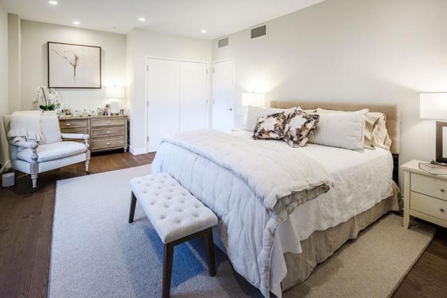 20 W 3rd Avenue, San Mateo CA: https://media.crmls.org/mediaz/e84824fe-1a28-4d37-92b7-1abb73437020.jpg