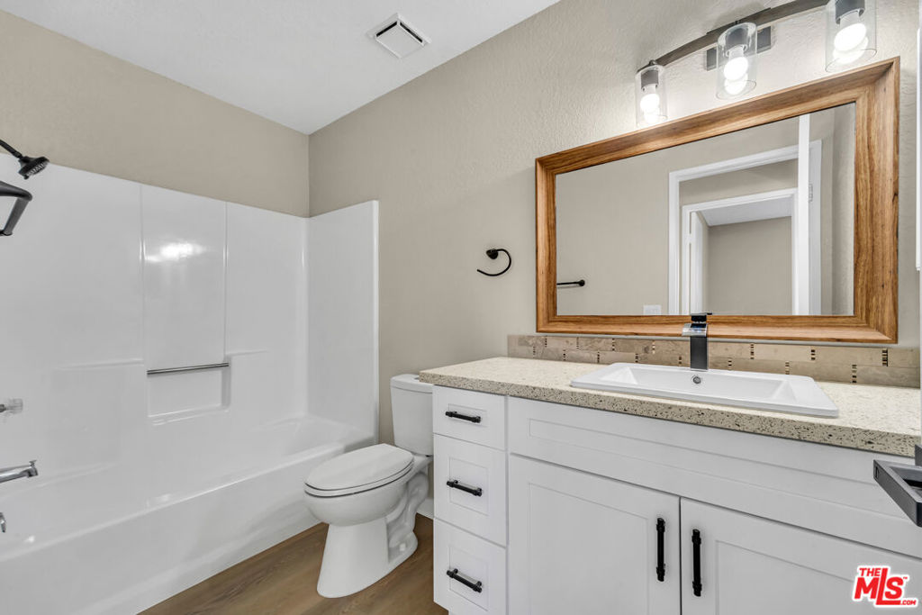 MLS #25591683 image #11